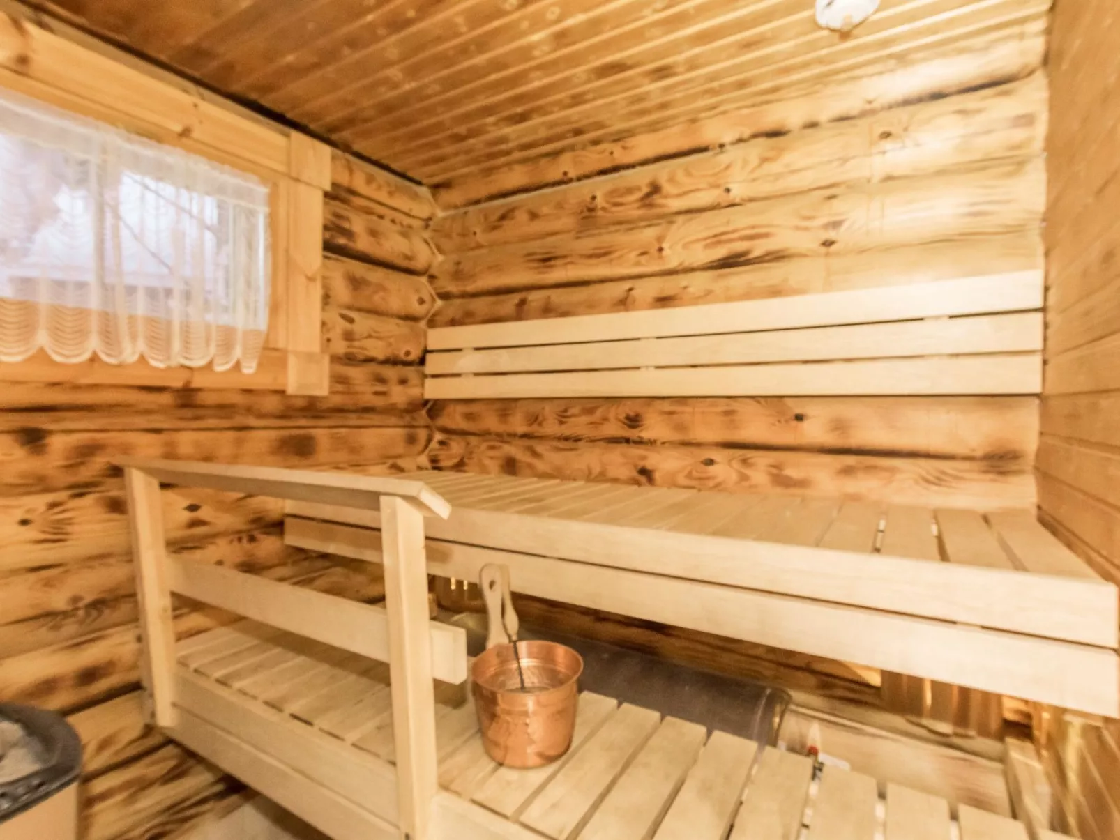 Sateenkaari mökki-Binnen