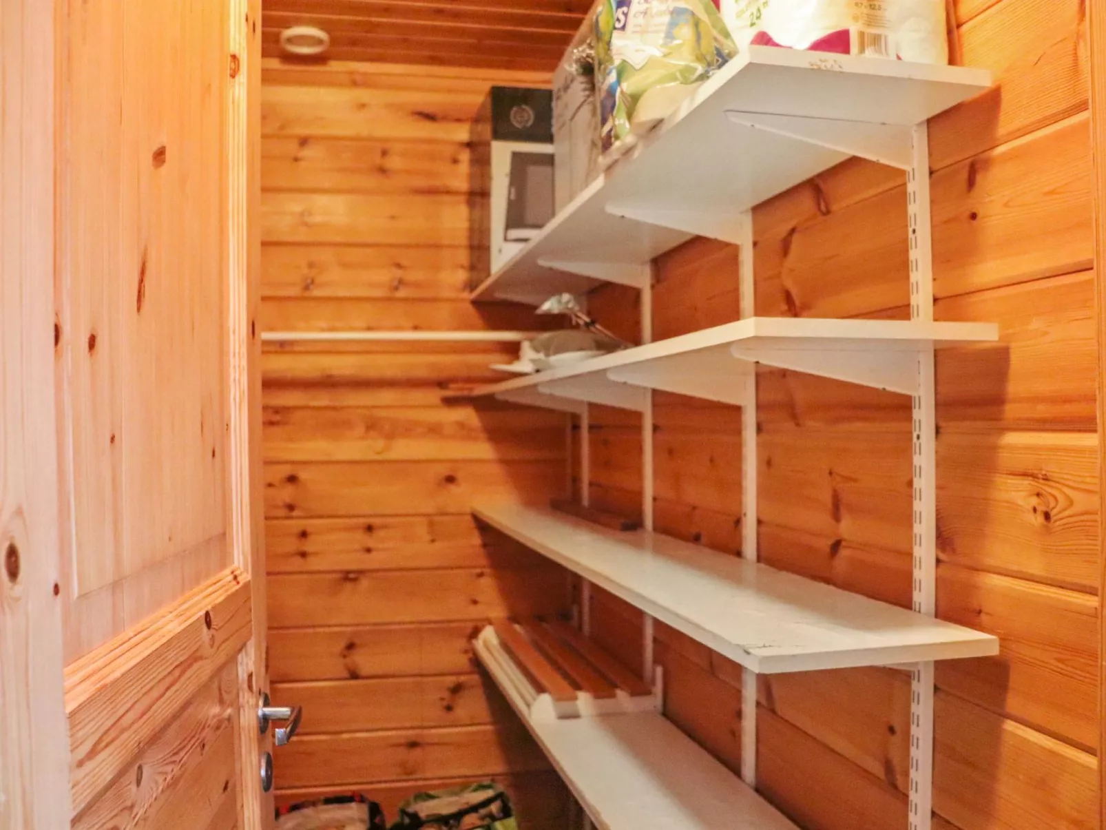 Paljakan pirtit a4-Binnen