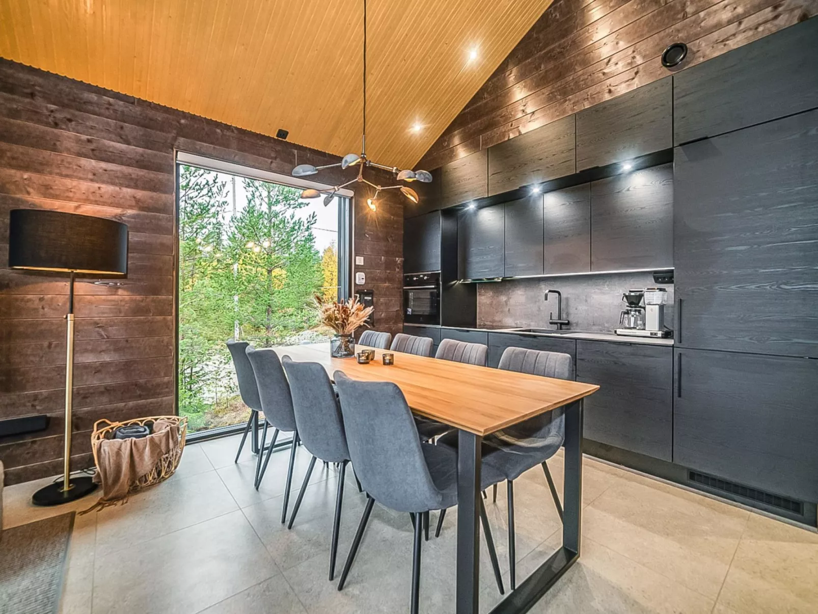 Villa voimapolku 9 a 2-Binnen