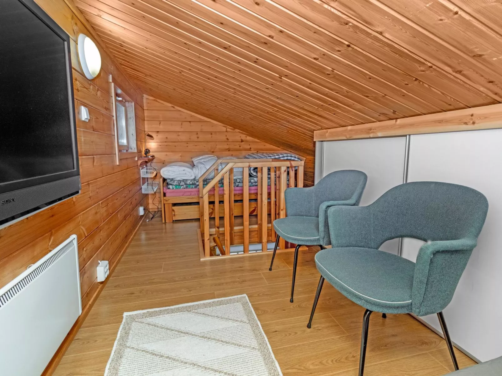 Pohjaslahdentie 17 a-Binnen