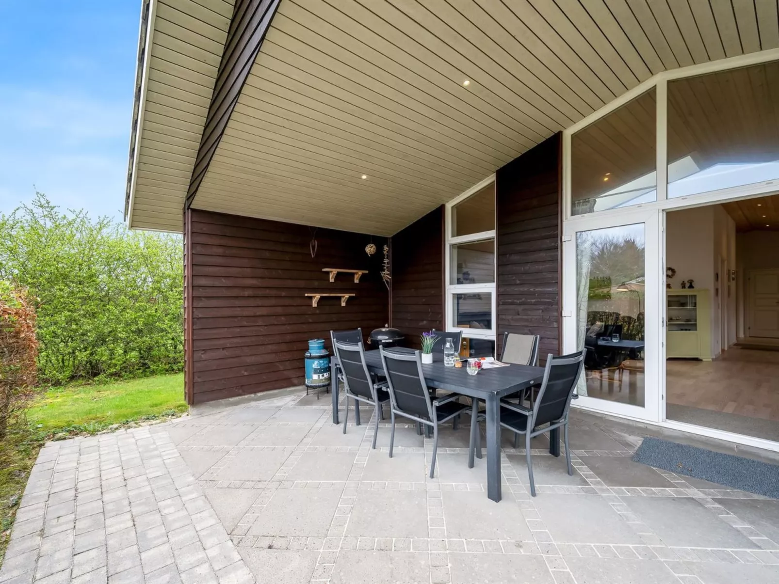 "Gertrud" - 950m to the fjord-Buiten