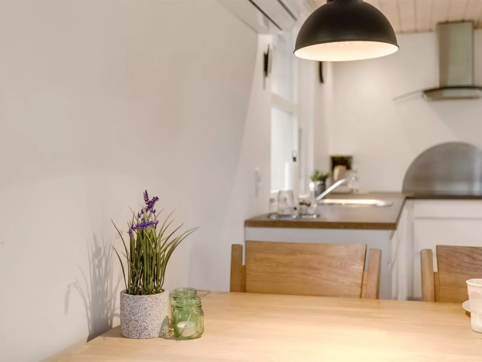 "Alica" -  from the sea-Binnen