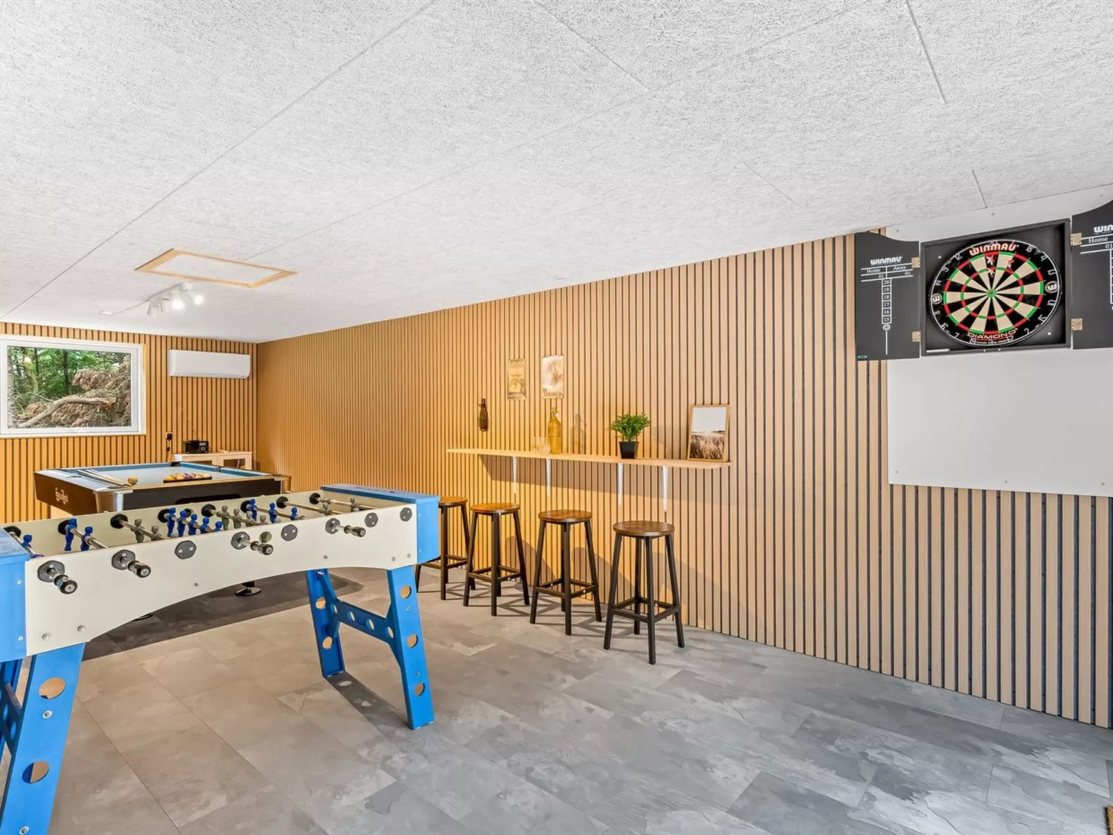 "Batsha" - 1.7km from the sea-Binnen