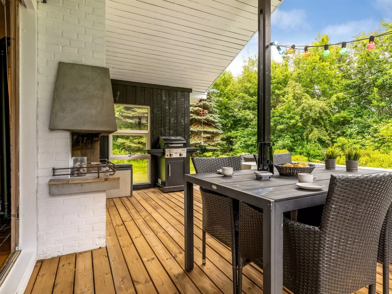 "Ginette" - 400m to the fjord-Buiten