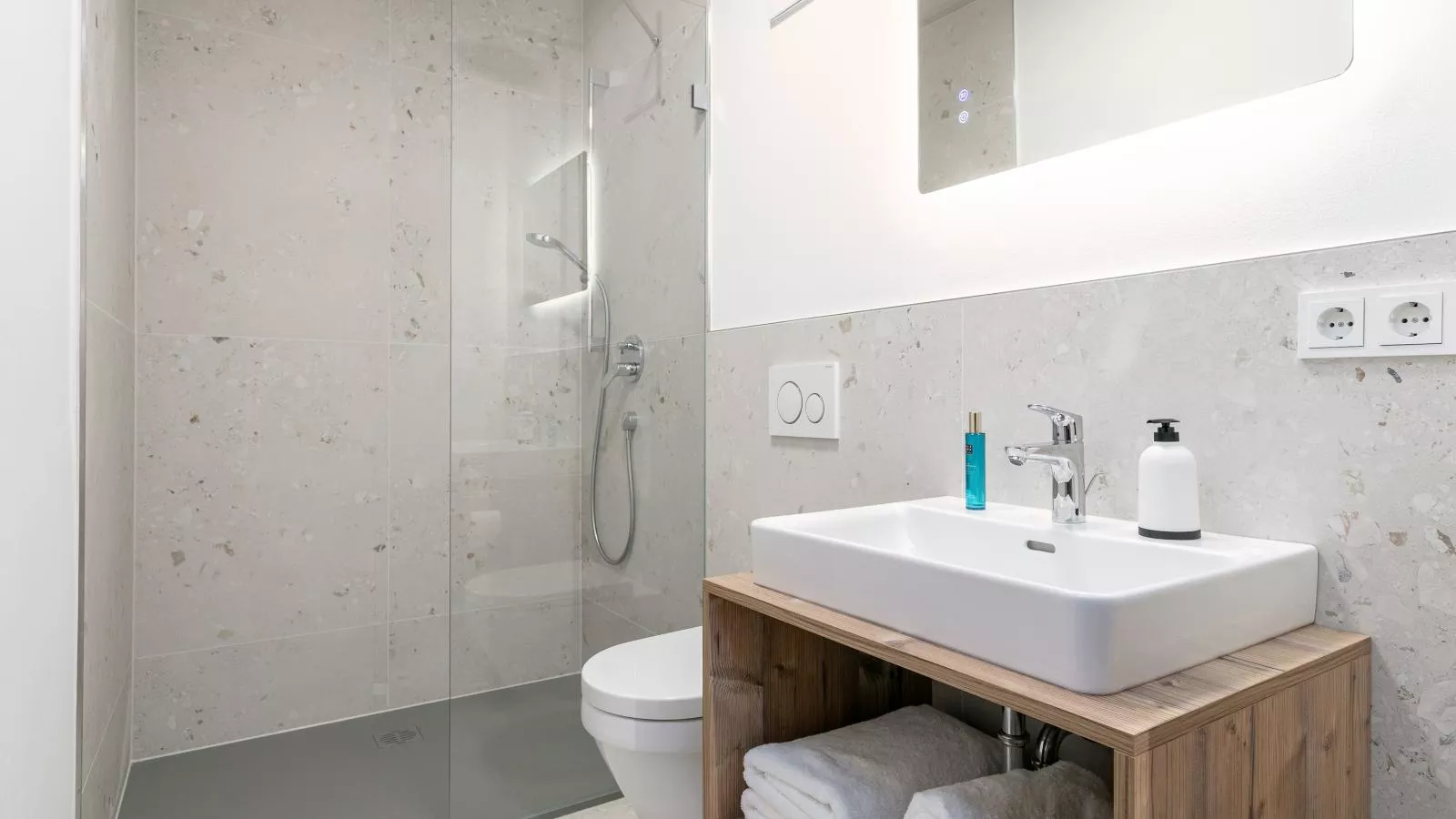 Hopfgarten Alpin Living Top 6-Badkamer