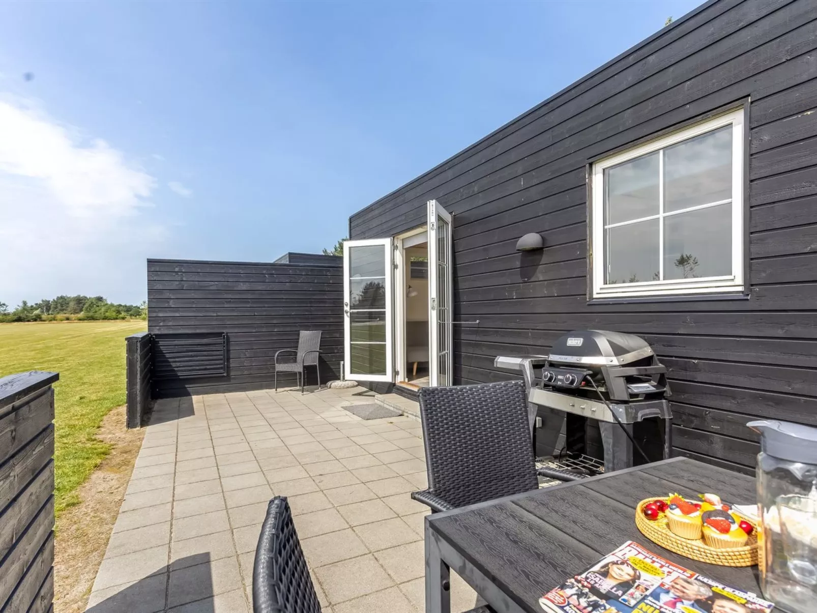 "Lovis" - 900m from the sea-Buiten