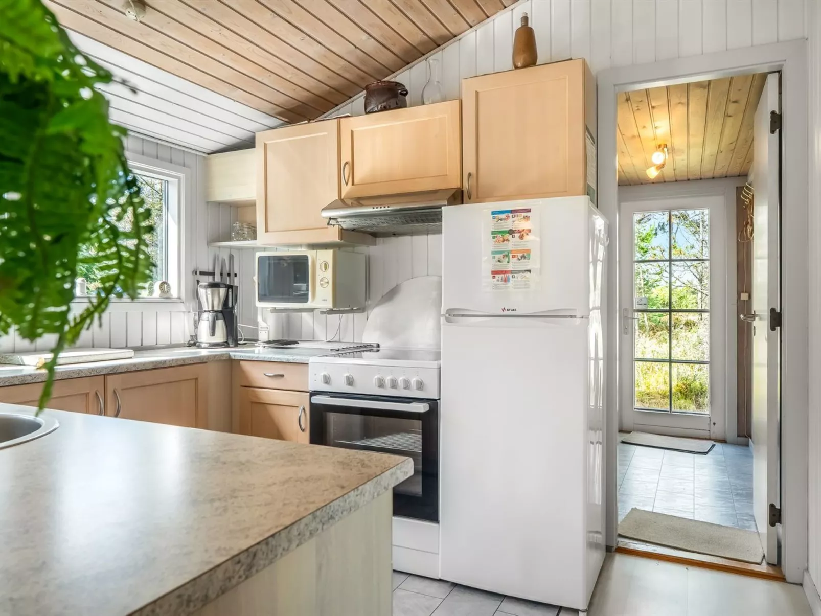 "Saila" - 1.2km from the sea-Binnen