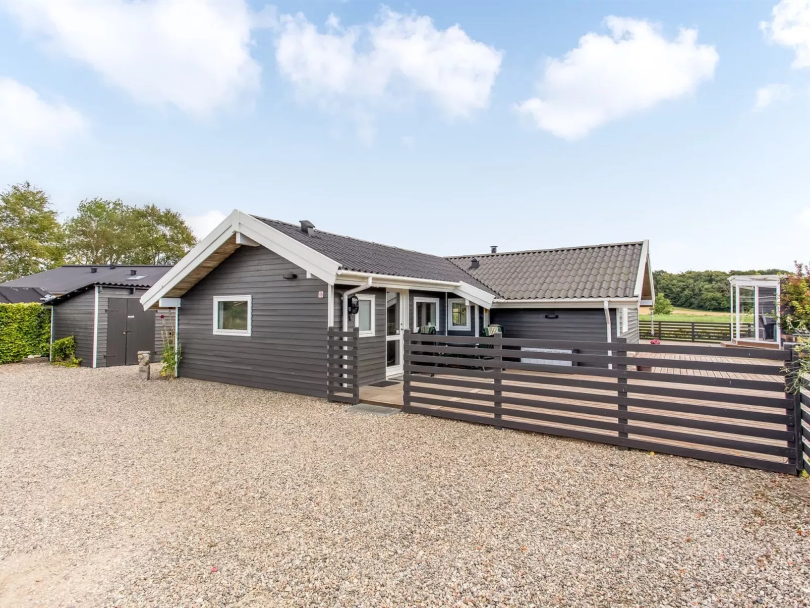 "Eisa" - 75m from the sea-Buiten