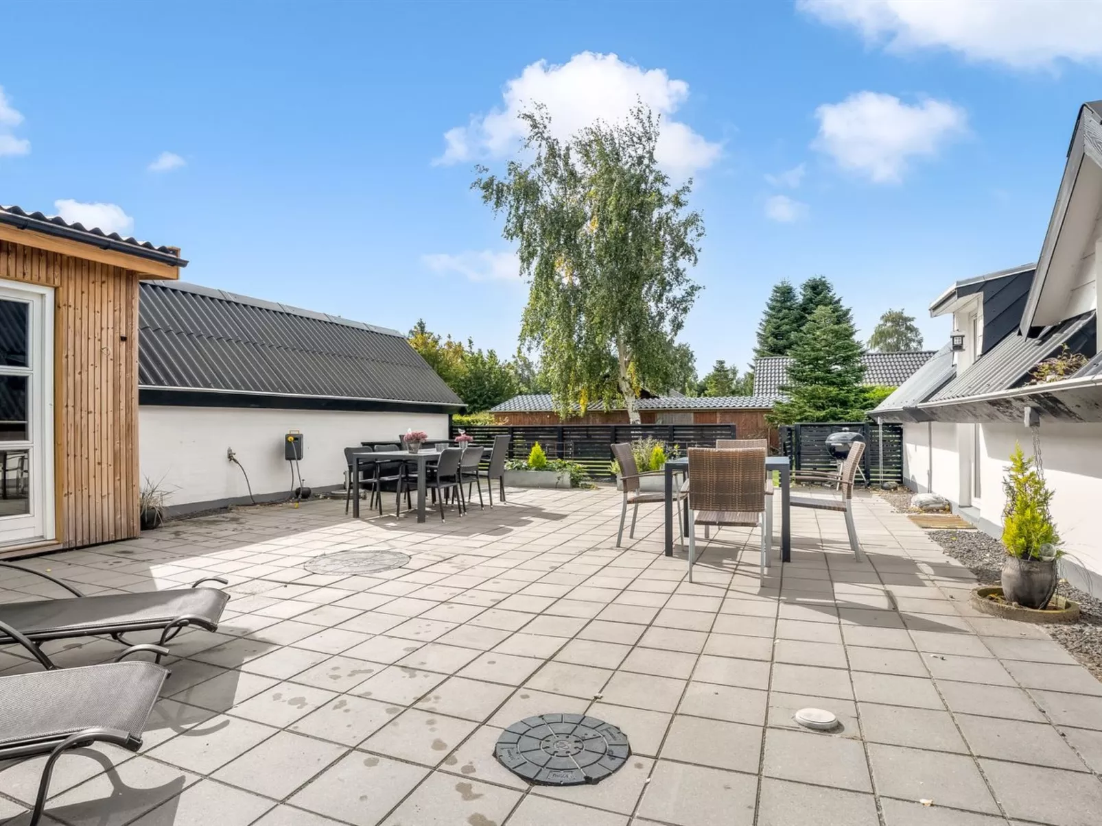 "Milutin" - 650m from the sea-Buiten