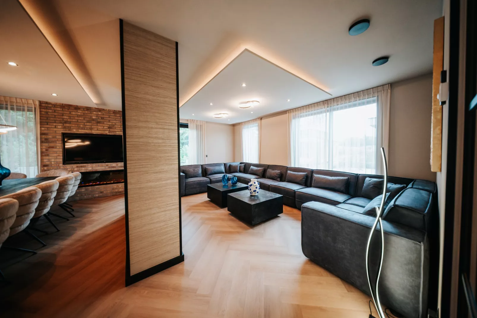 Villa Watergloed | 16 personen-Woonkamer