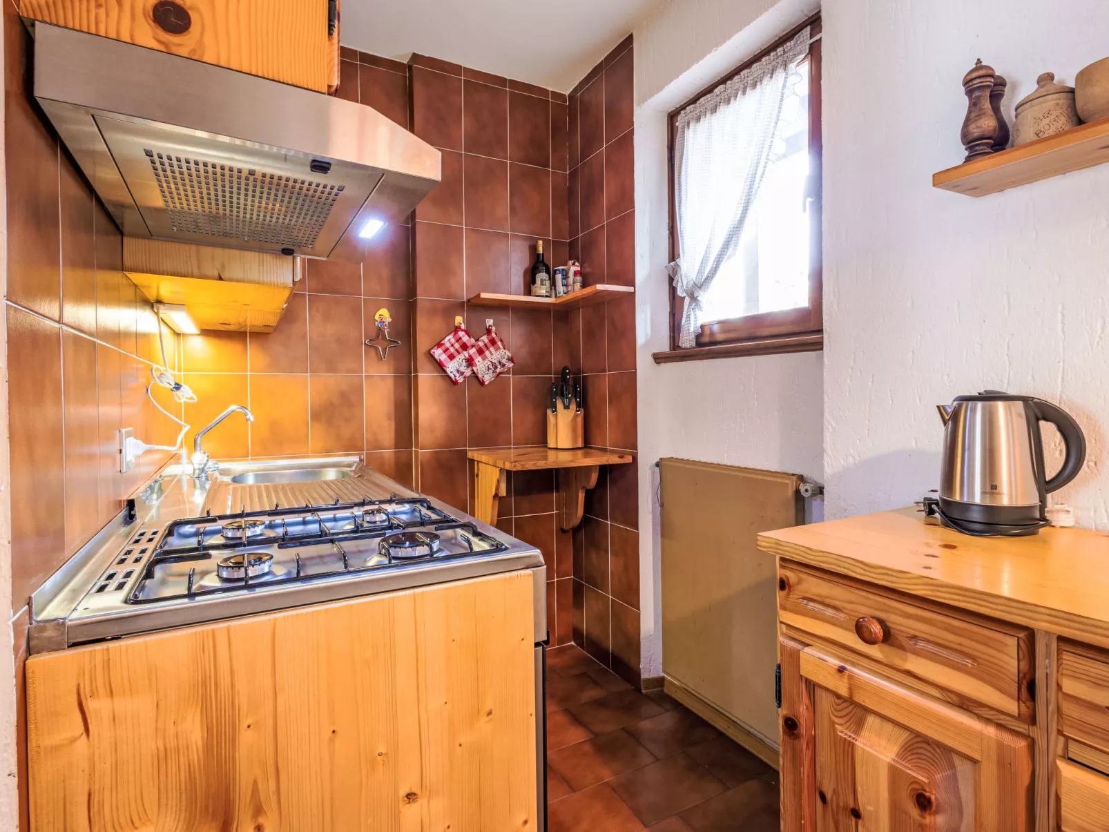 Oga Mountain Home-Binnen