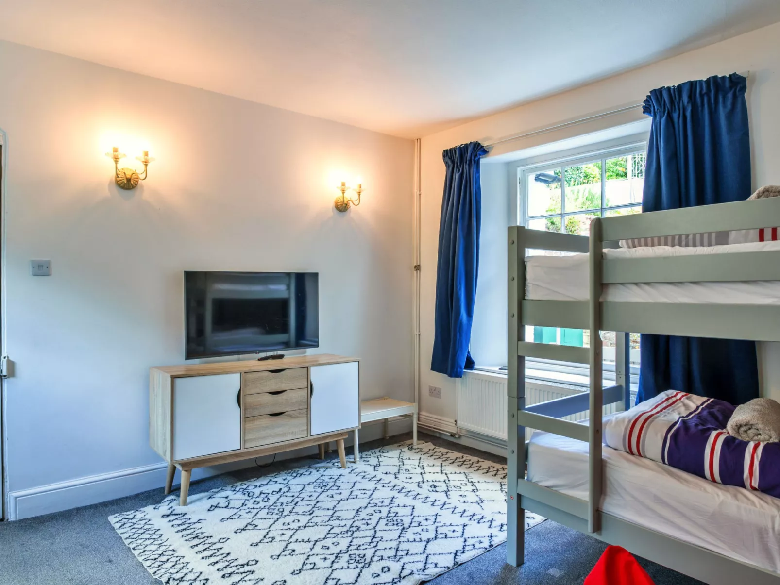 Woodleigh, Cawsand-Buiten