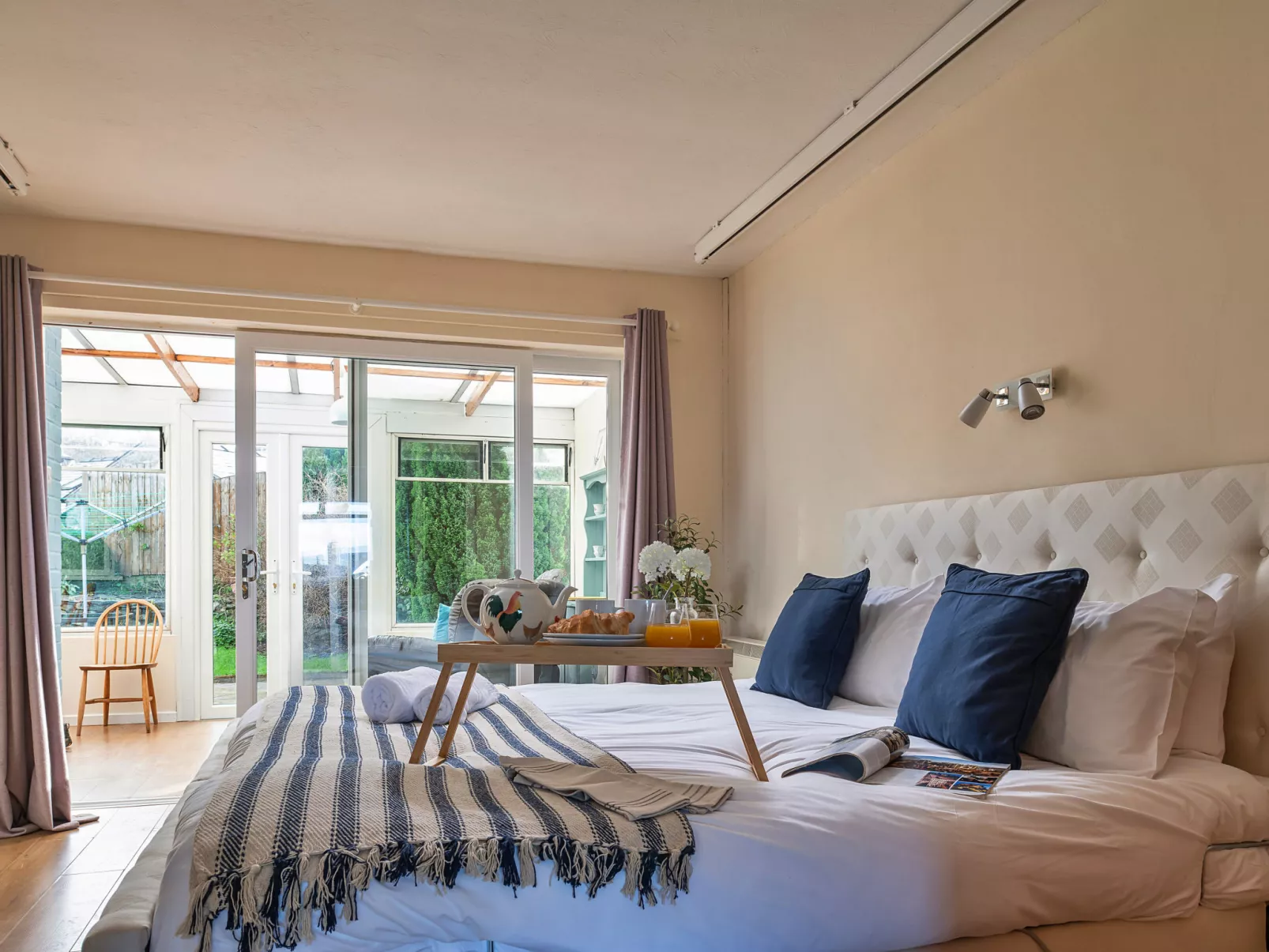 37 Bro Enddwyn-Binnen