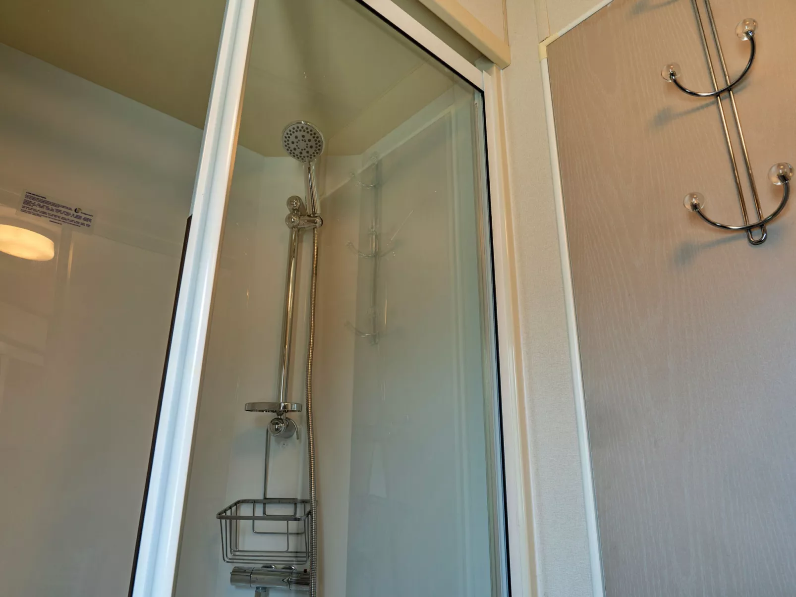 Phoenix Retreat-Binnen