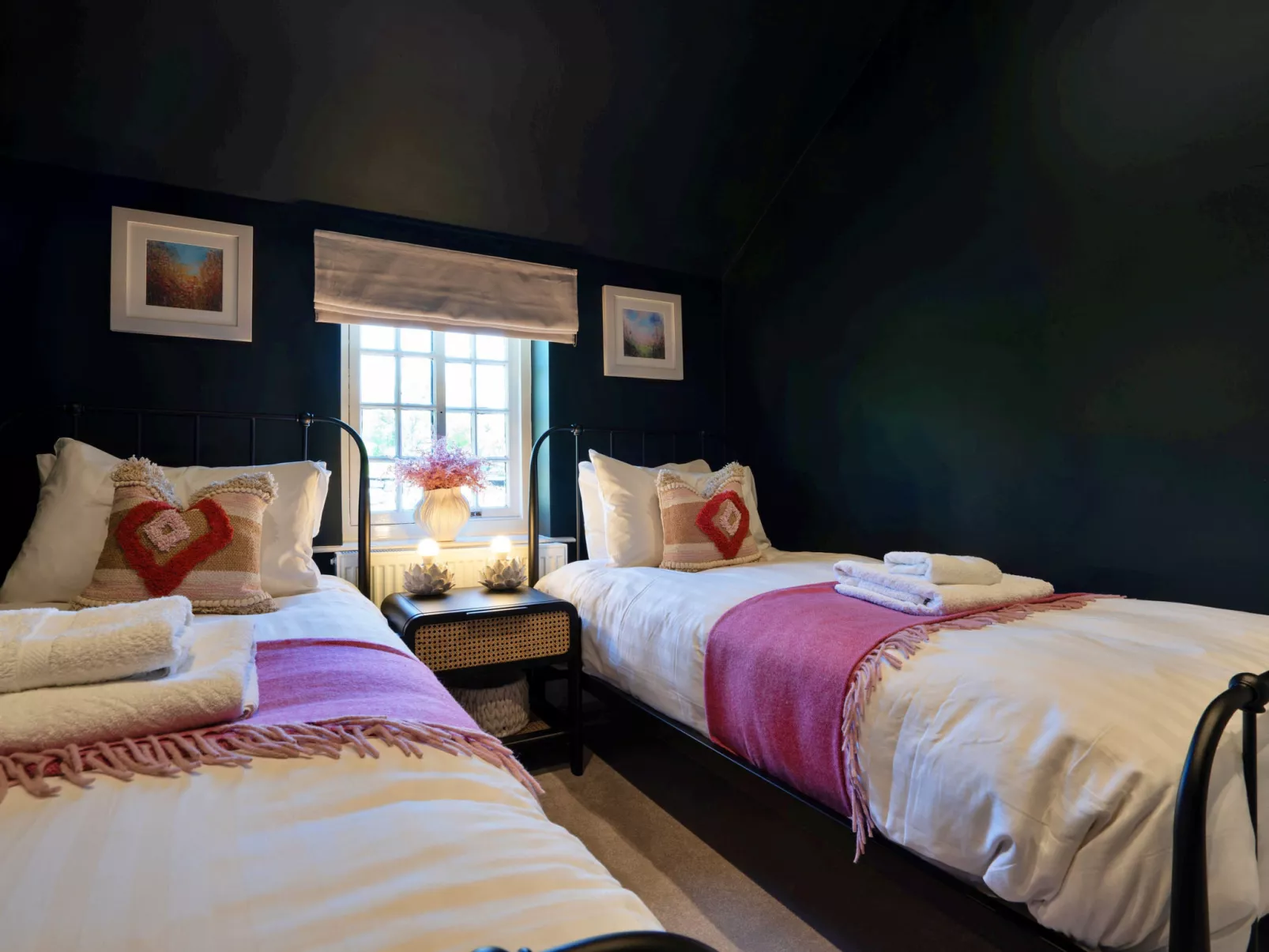 Sisu Bakewell, Limestones Cottage-Binnen