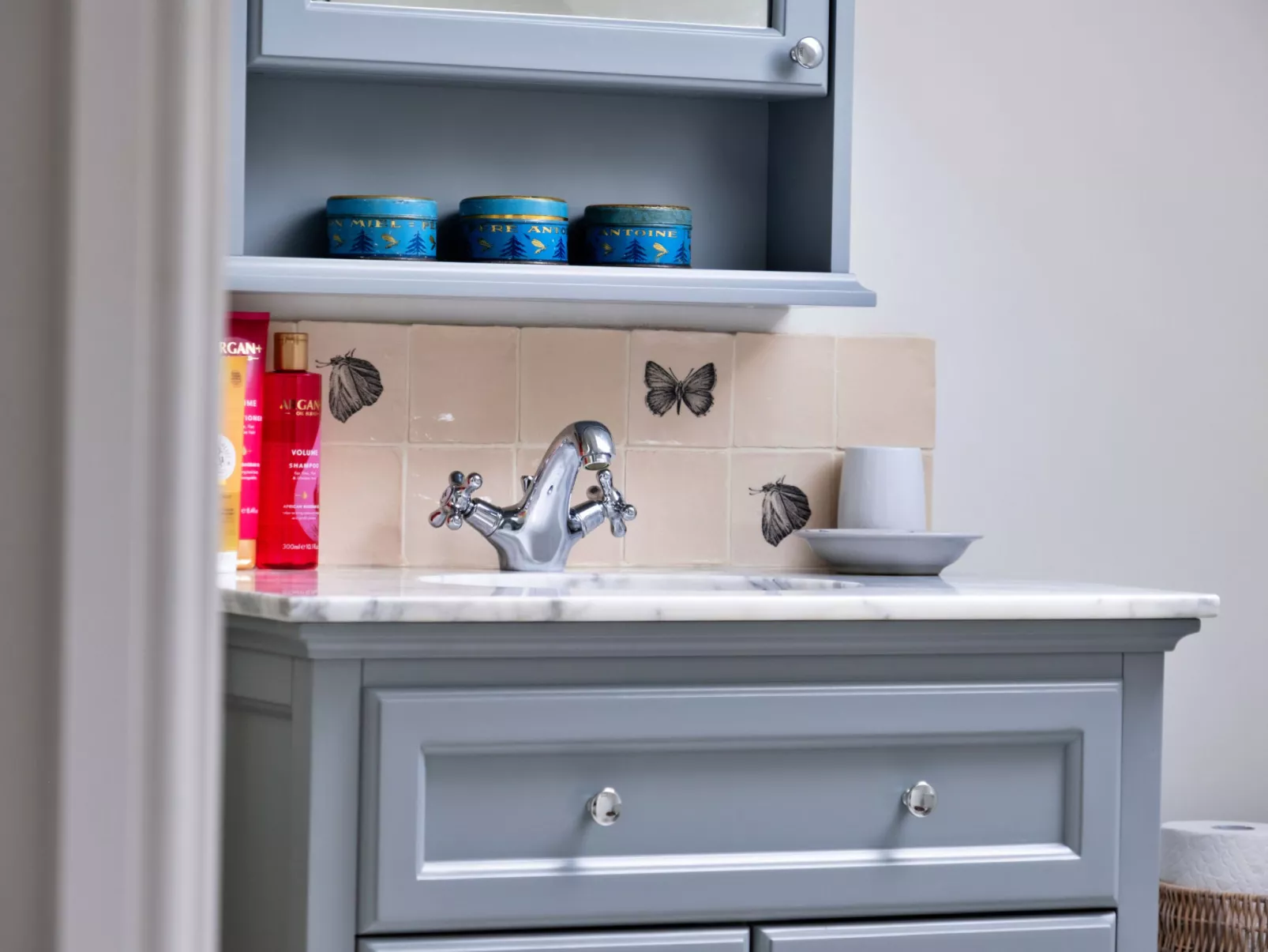 Coach House Wellbeing Retreat-Binnen