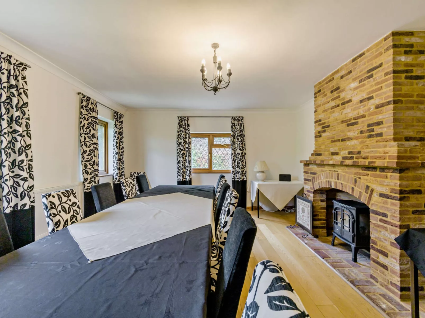 The House at No. 47-Binnen