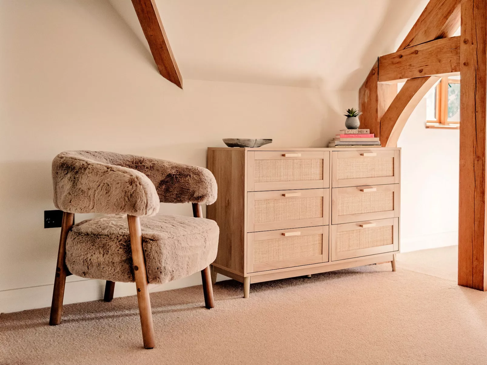 Windfall Cottage-Binnen