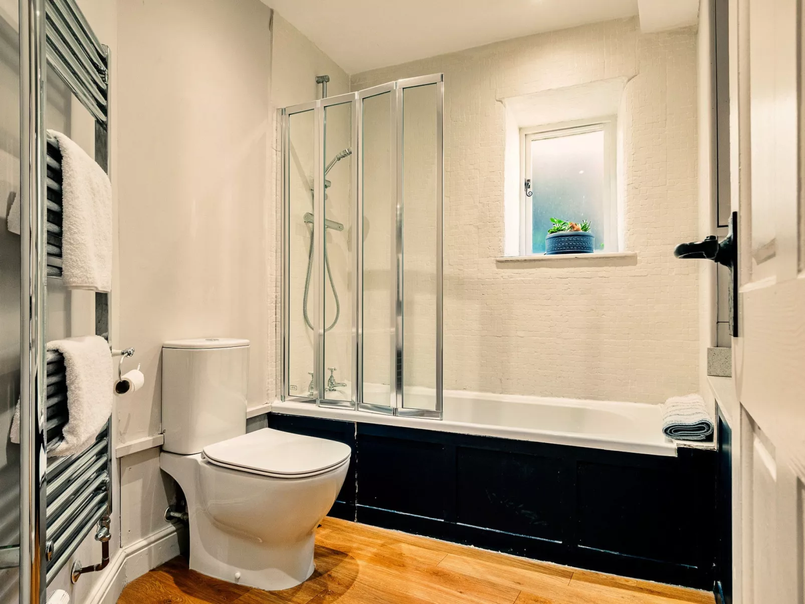 Hendy Cottage-Binnen