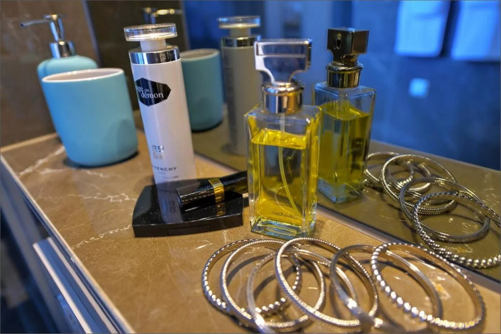 Deluxe Room with King Size Bed (4)-Badkamer