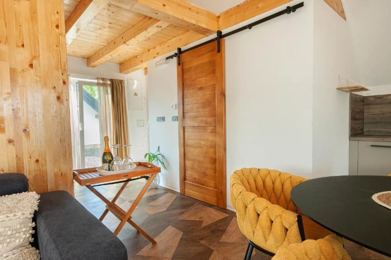 Mountain View Resort (Luka)-Binnen