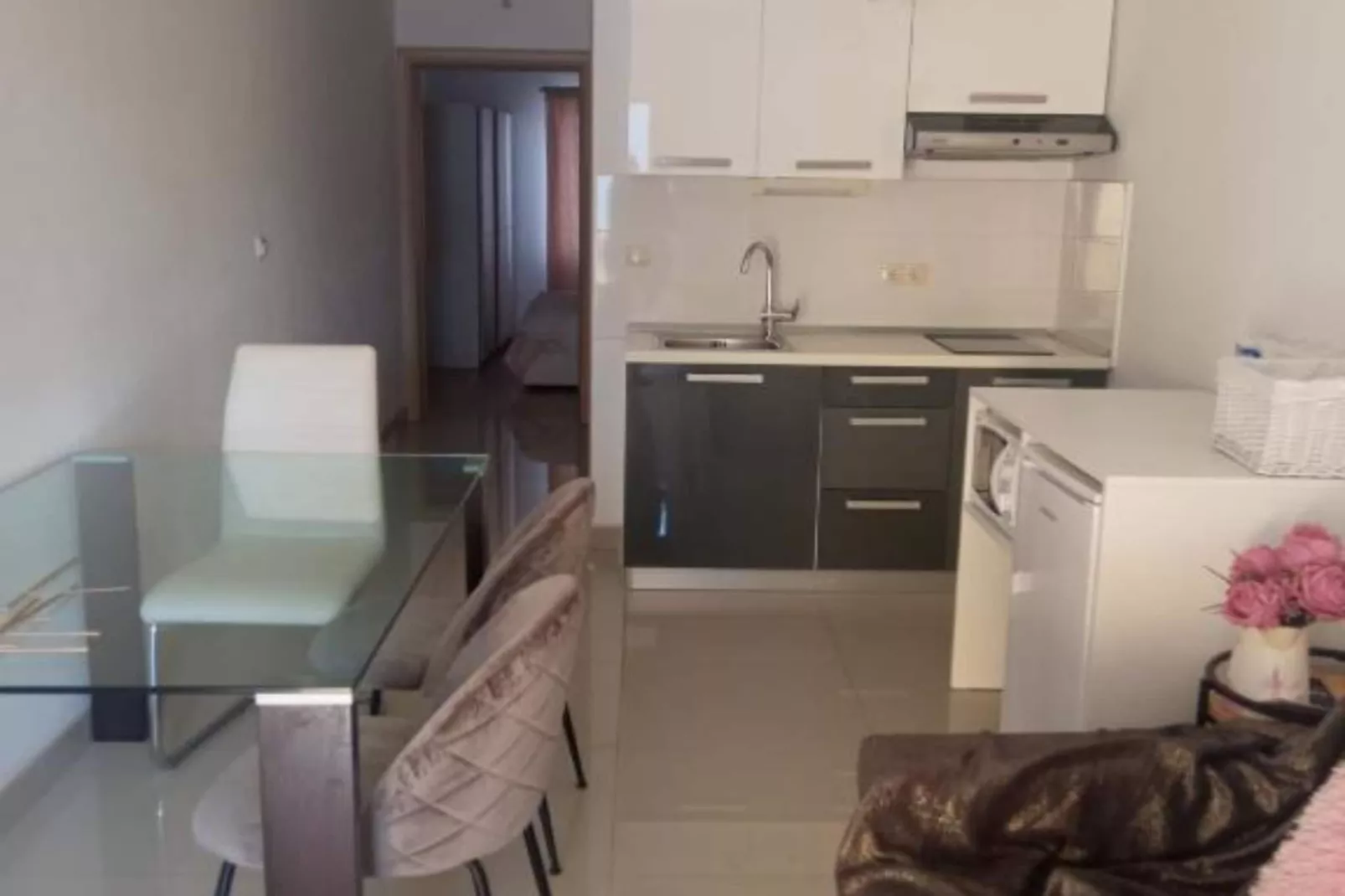 Cozy Vodice Garden Apartments With Terrace and BBQ - Standard one bedroom apartment (RED)-Buitenlucht