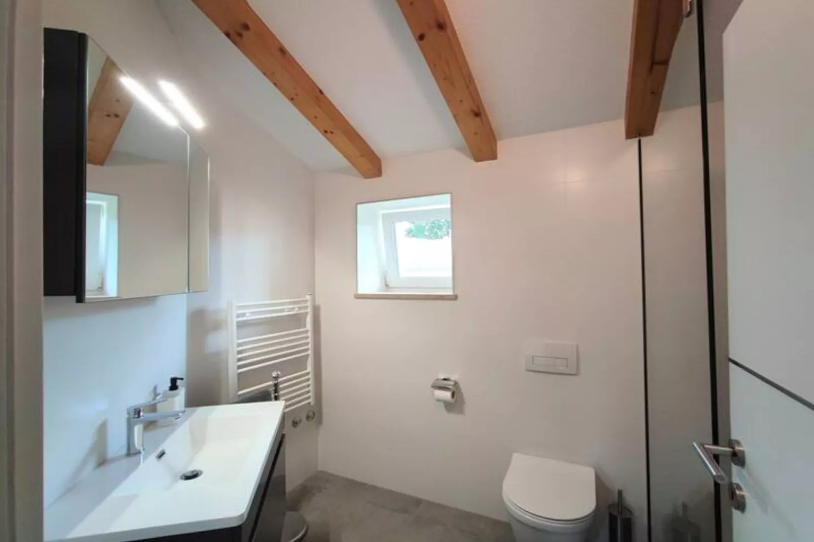 Villa Galant Brgudac - Private Oasis with Pool-Badkamer