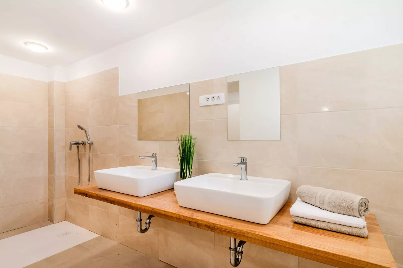 Nature Hideaway Holiday Homes with Sauna - One Bedroom Holiday Home (owner Pika)-Badkamer