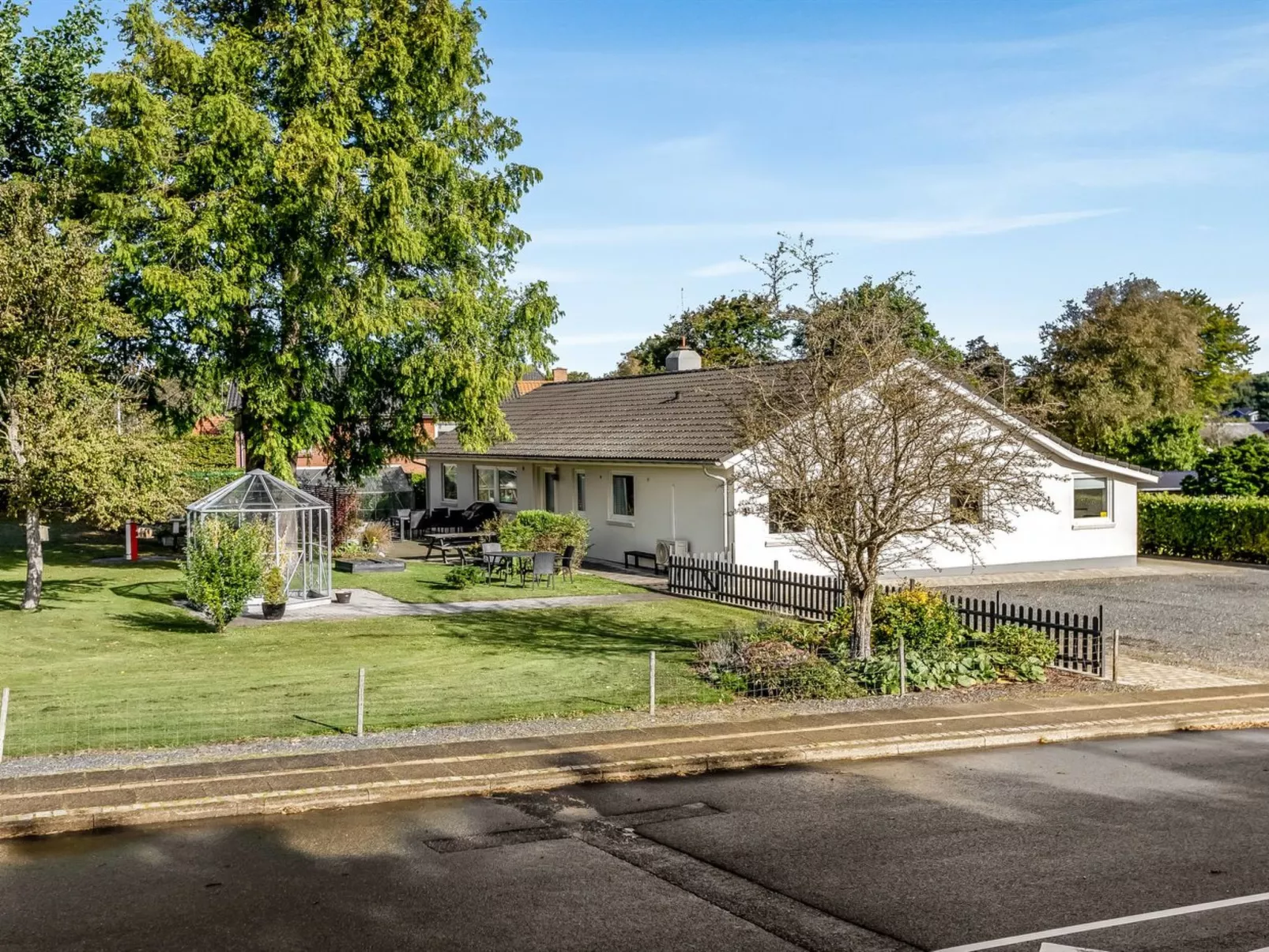 "Ritha" - 30km from the sea-Buiten