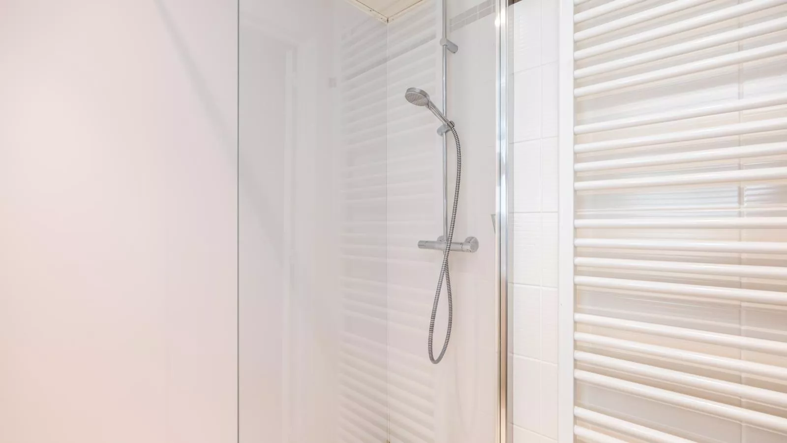 Cortina tweede-Badkamer