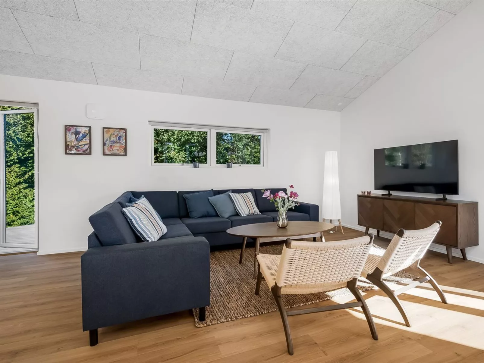 "Assa" - 500m from the sea-Binnen