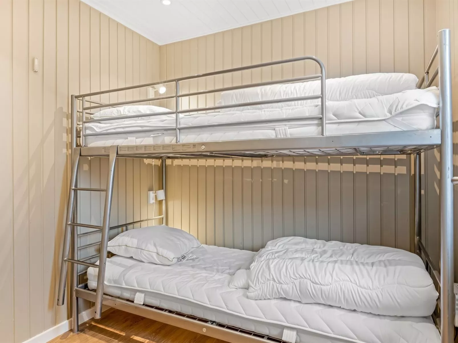 "Lymke" - 450m from the sea-Binnen