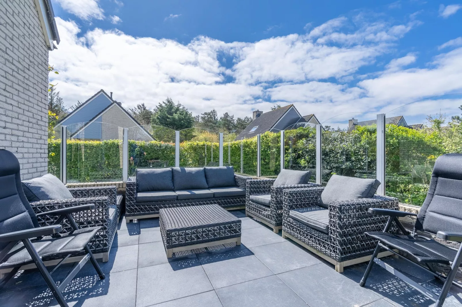 Kamperfoelie 87-Terrasbalkon