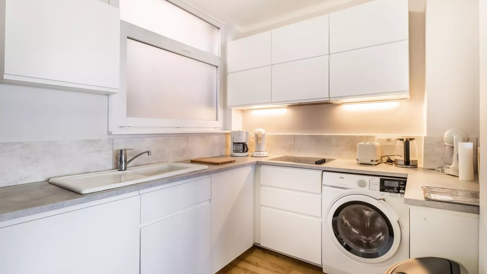 La Plage cinq-Keuken