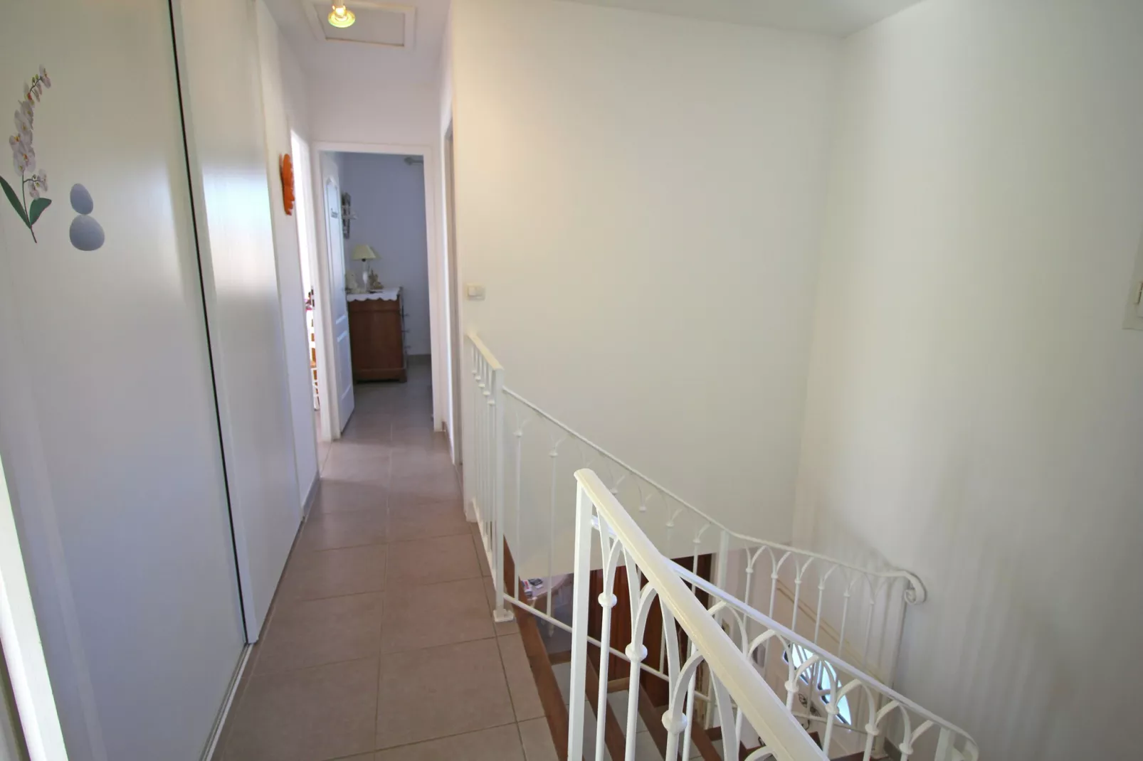 Prachtig vakantiehuis met privézwembad-Overloop