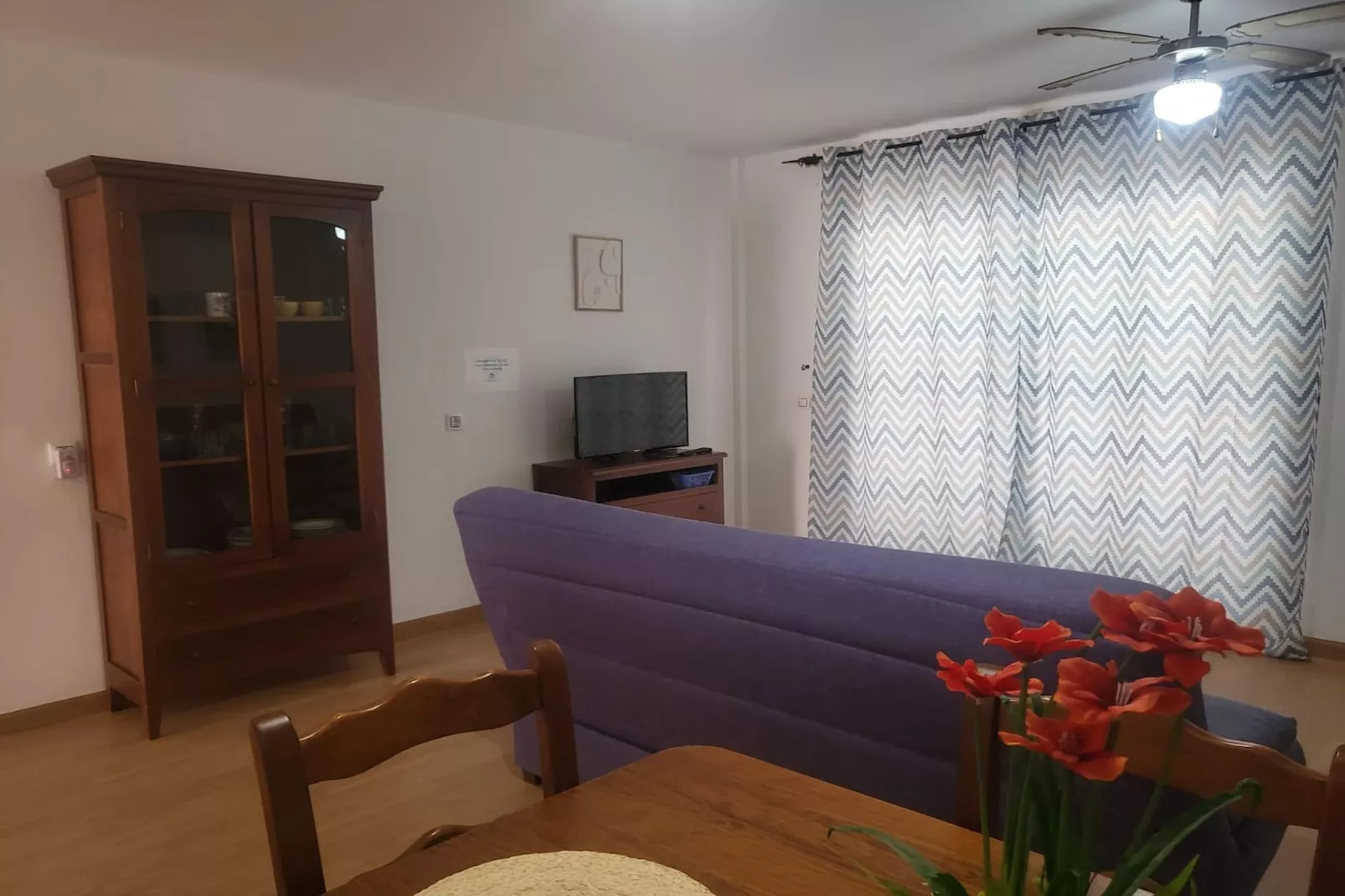 CT 369 AL - Faro's Apartmento Naturista - Primera Linea Vera Playa-Woonkamer