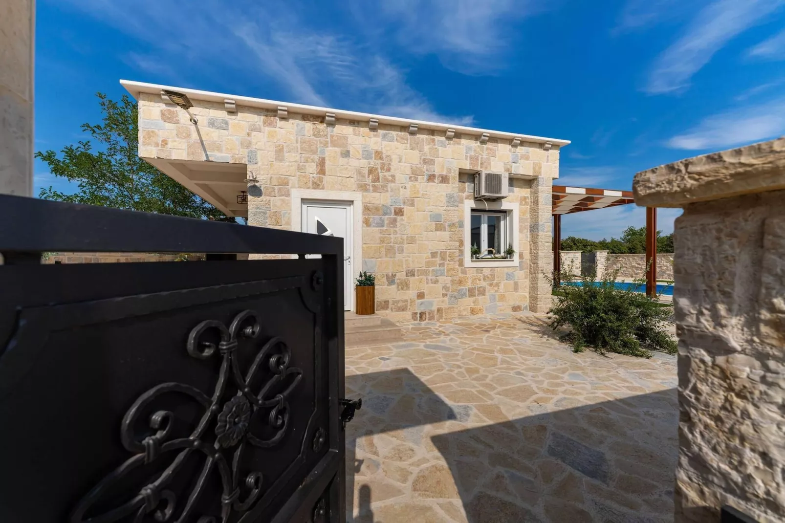 Holiday home Katalea-Buitenkant zomer