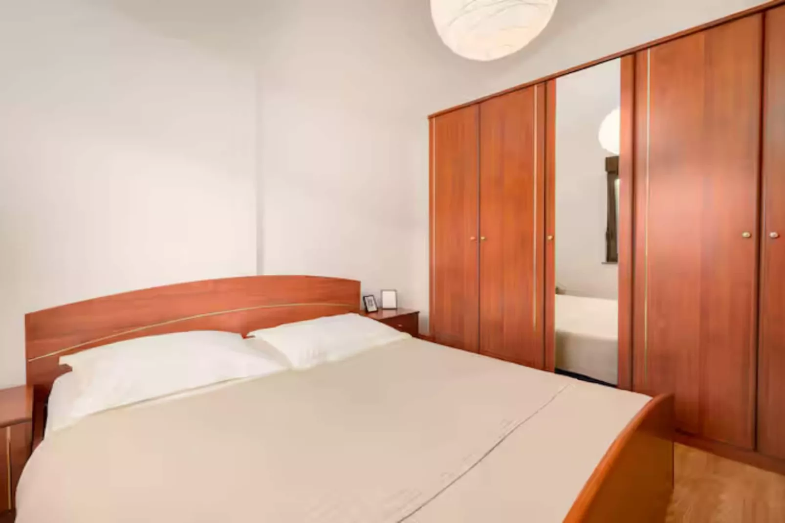 Villa Mima Pool Retreat - Five Bedroom Villa With Pool-Slaapkamer