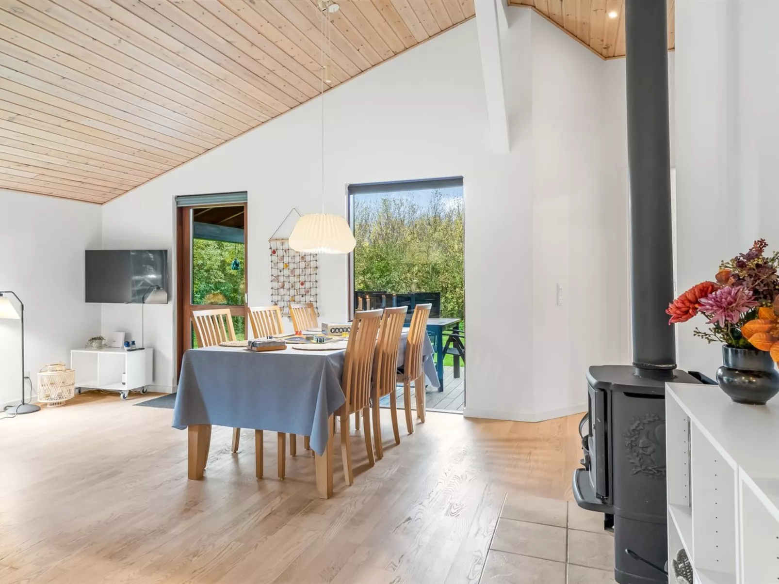 "Jaane" - 250m to the fjord-Binnen