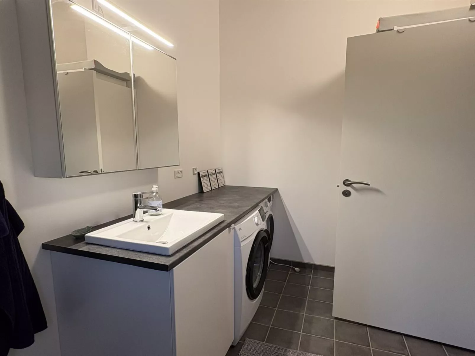 "Amitola" - 800m from the sea-Binnen