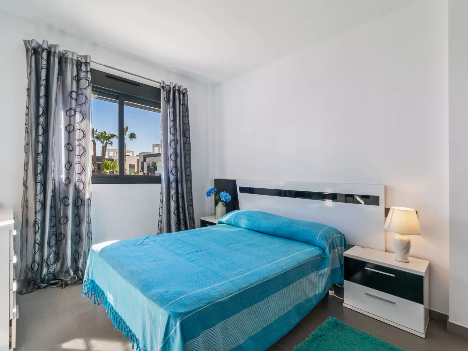 Oasis Beach 1-Binnen