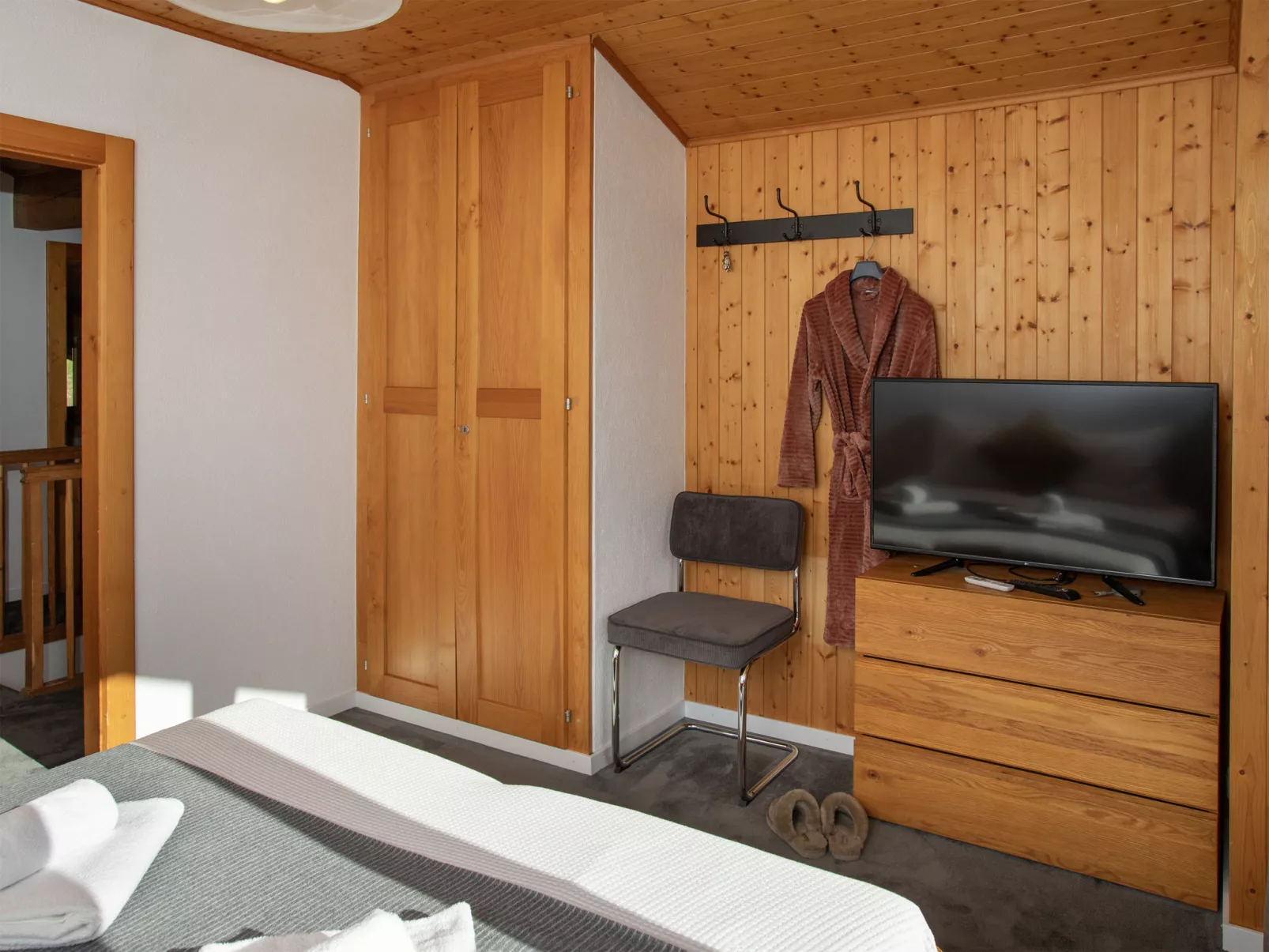 Plein Soleil B 19-Binnen