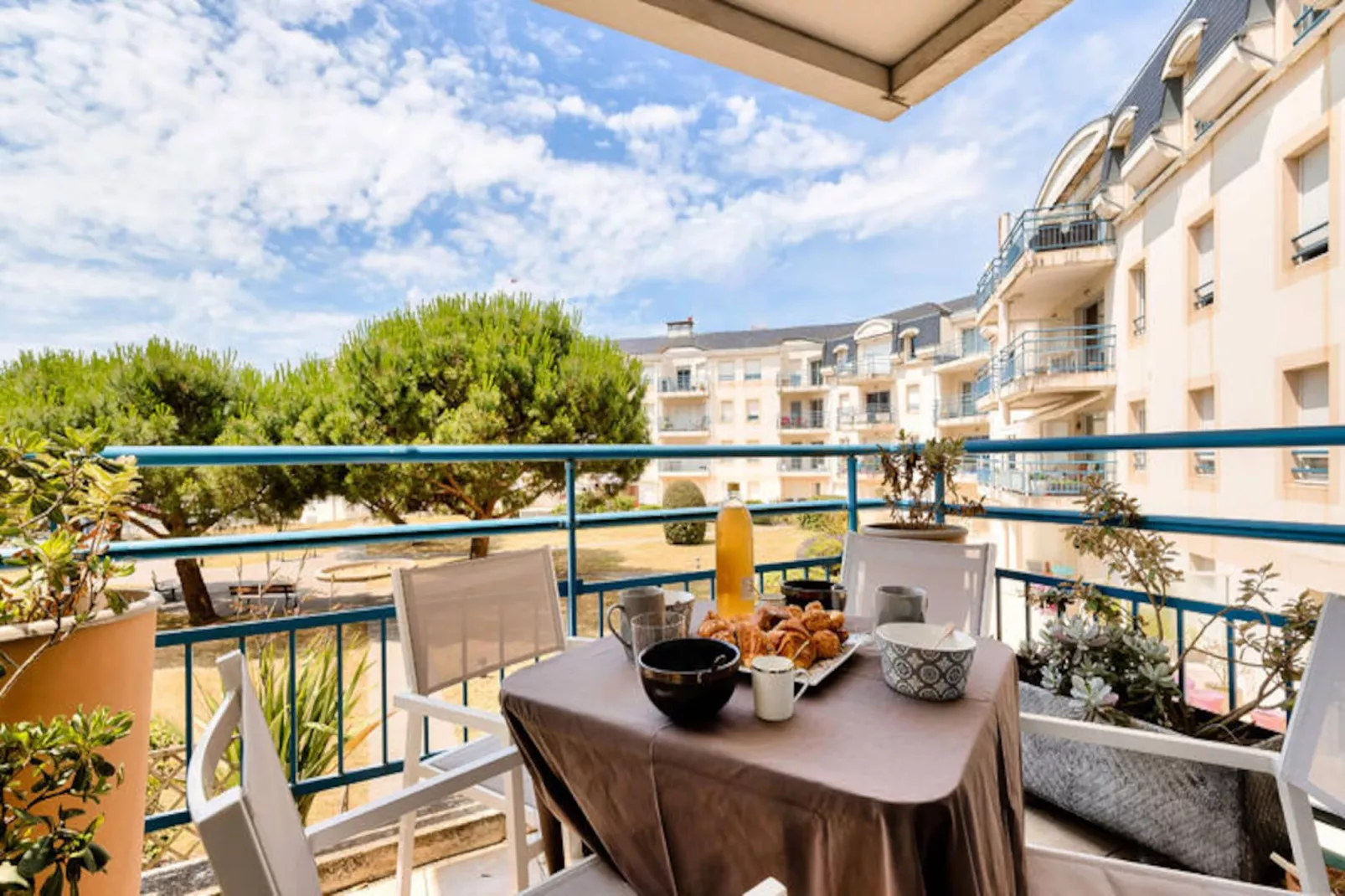 Appartements à Les Sables d'Olonne-Niet-getagd