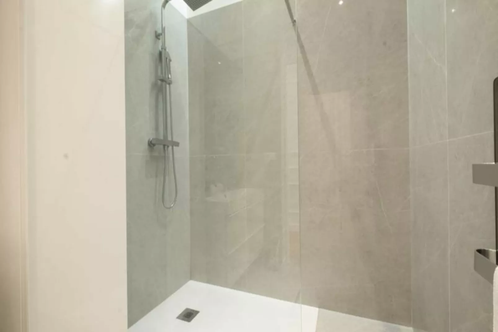 Résidence 4p Au C&oelig;ur Du Centre Ville - 5 Min Palais & Plages-Niet-getagd