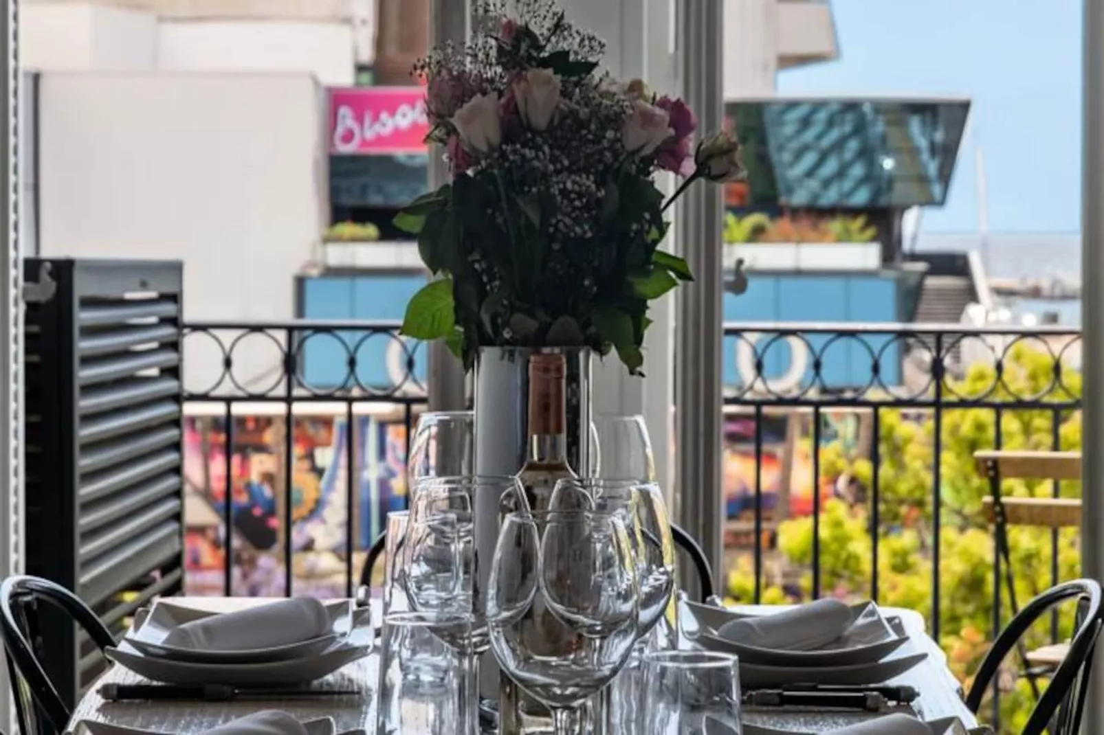 Résidence Prestige Et Confort Face Au Palais Des Festivals-Niet-getagd