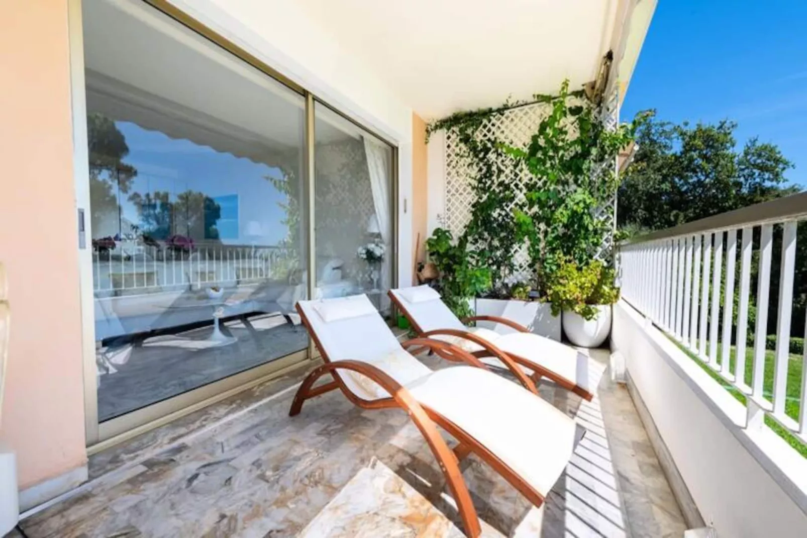 Résidence Spacieux 2p Vue Mer &ndash; R&eacute;sidence Avec Piscine, Cannes-Niet-getagd