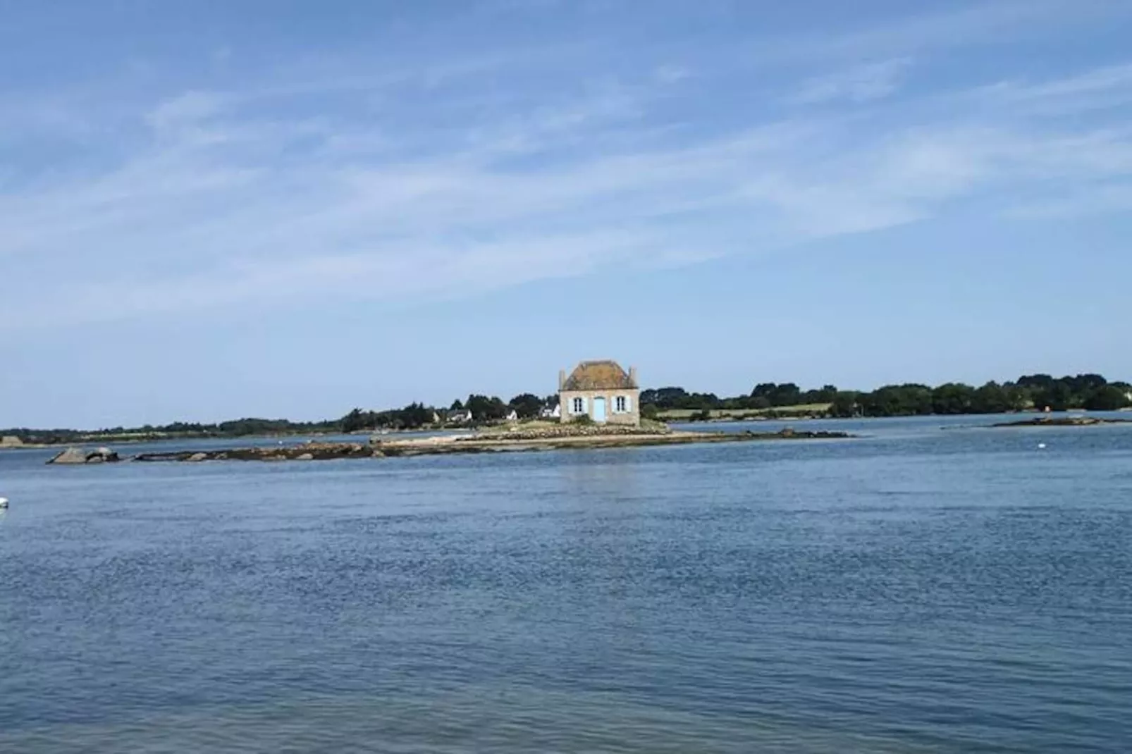 Résidence Rue De La Fontaine-Niet-getagd