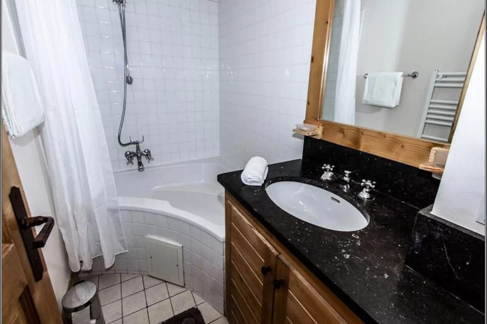 Résidence Roche De Fours-Niet-getagd