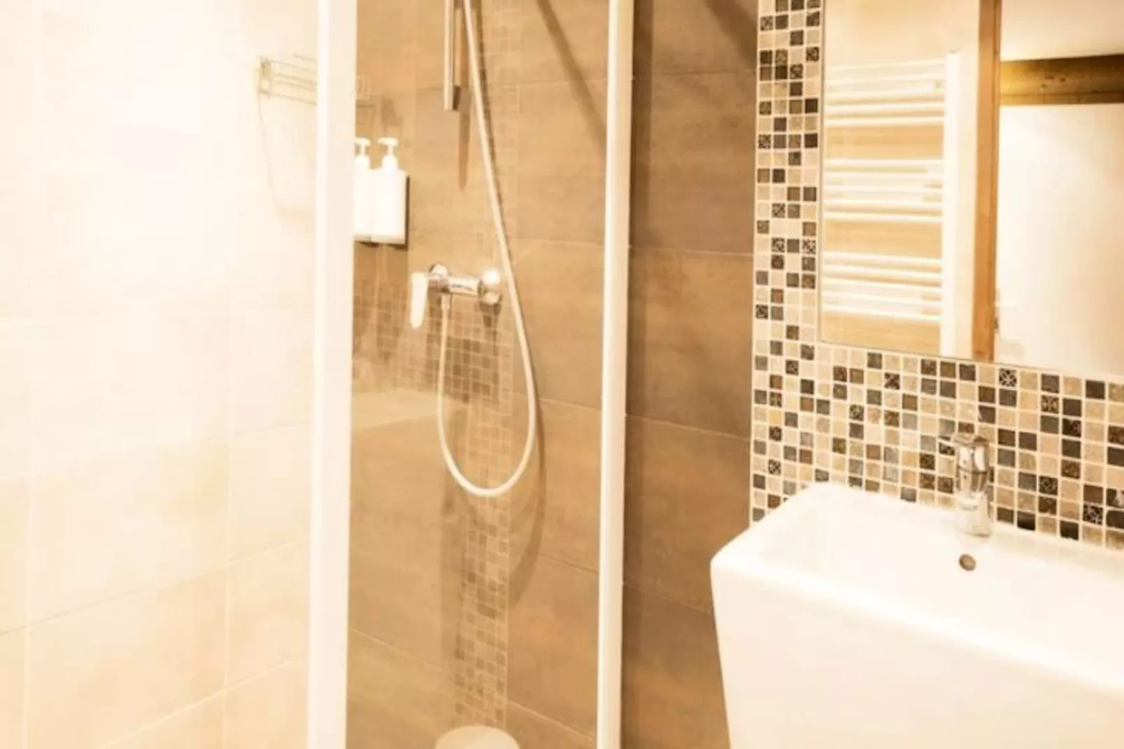 Les Chalets D'adrien-Niet-getagd