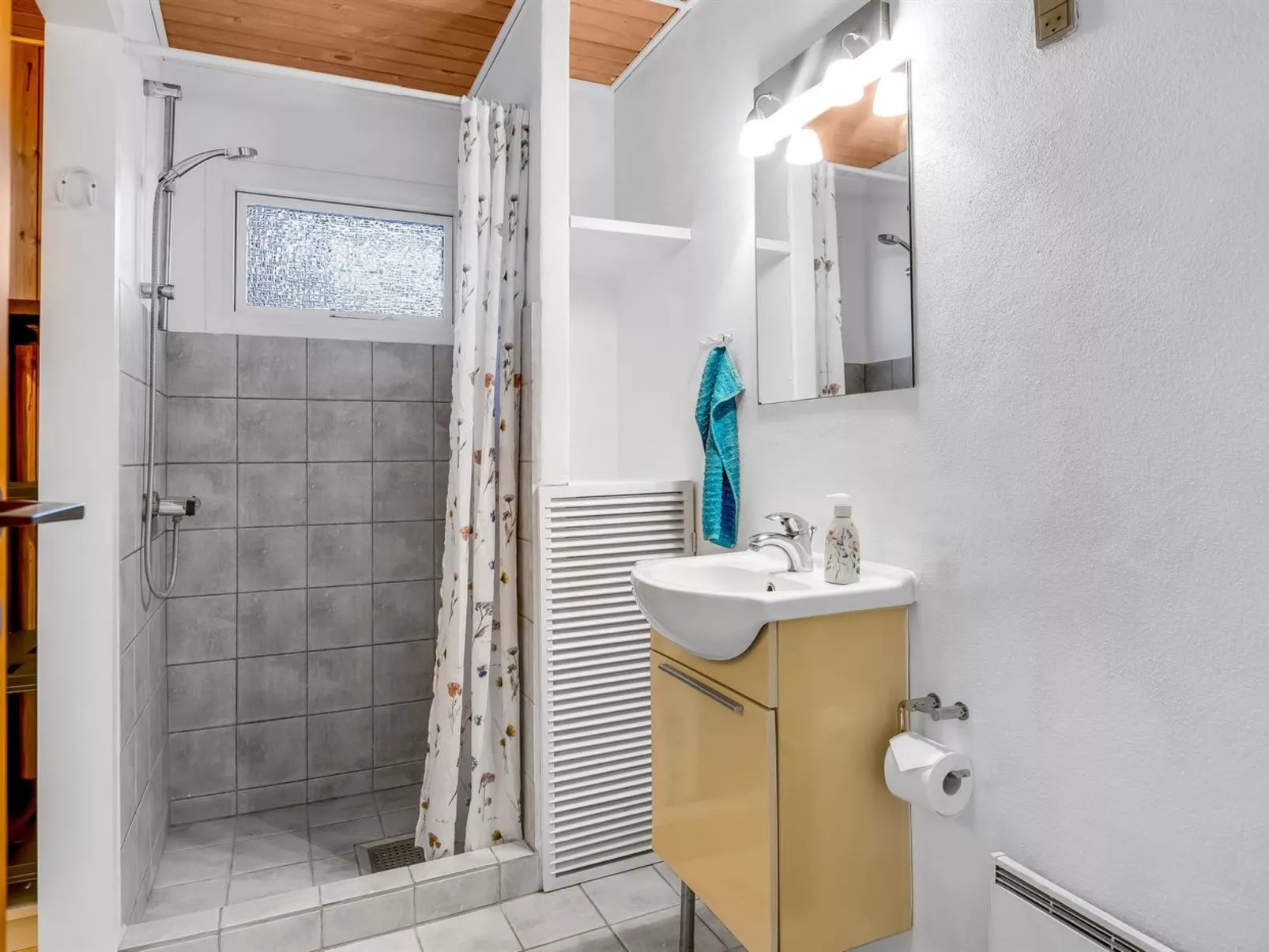 "Pavo" - 200m from the sea-Binnen